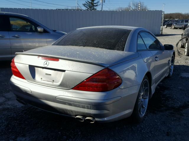 WDBSK75F84F065625 - 2004 MERCEDES-BENZ SL 500 SILVER photo 4