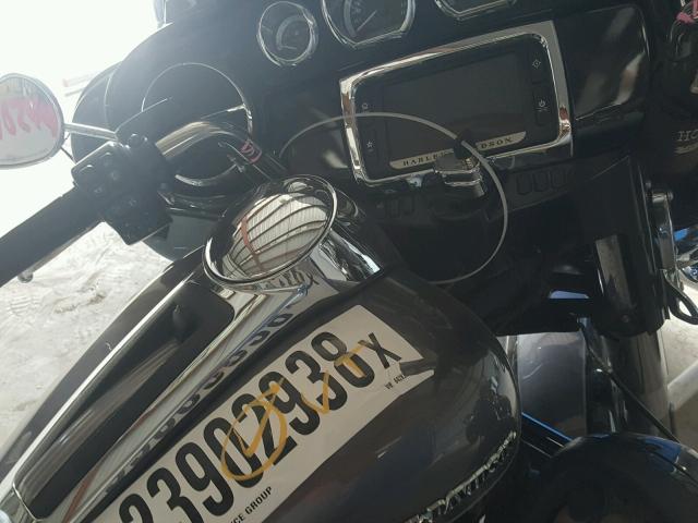 1HD1KEL19EB642839 - 2014 HARLEY-DAVIDSON FLHTK ELEC ვერცხლისფერი ფოტო 5