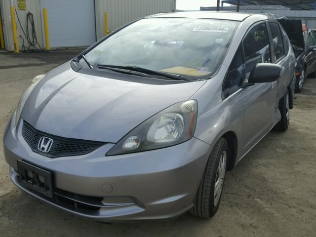 JHMGE882X9S008854 - 2009 HONDA FIT SILVER photo 2