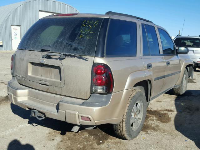 1GNDS13SX52289745 - 2005 CHEVROLET TRAILBLAZE GOLD photo 4