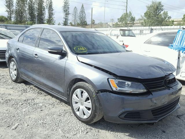 3VWD07AJ7EM329331 - 2014 VOLKSWAGEN JETTA SE GRAY photo 1