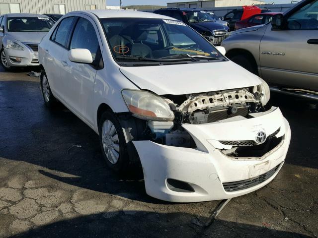 JTDBT923471160804 - 2007 TOYOTA YARIS WHITE photo 1