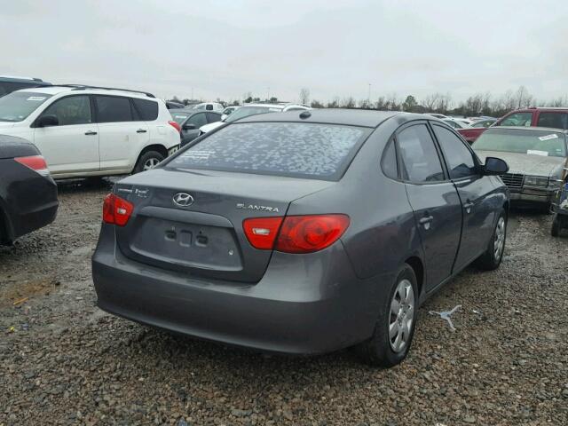 KMHDU46D79U628677 - 2009 HYUNDAI ELANTRA GL GRAY photo 4