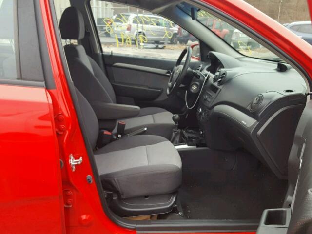 KL1TD66E29B336037 - 2009 CHEVROLET AVEO LS RED photo 5