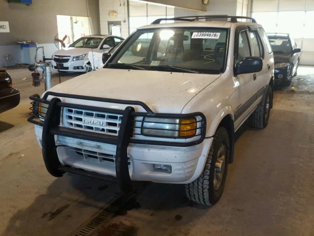 4S2CM58W0W4332453 - 1998 ISUZU RODEO S WHITE photo 2