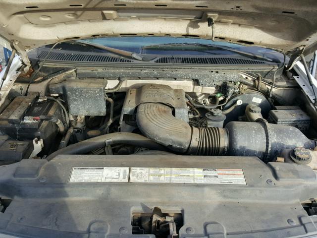 1FTDF1768VKA25580 - 1997 FORD F150 WHITE photo 7