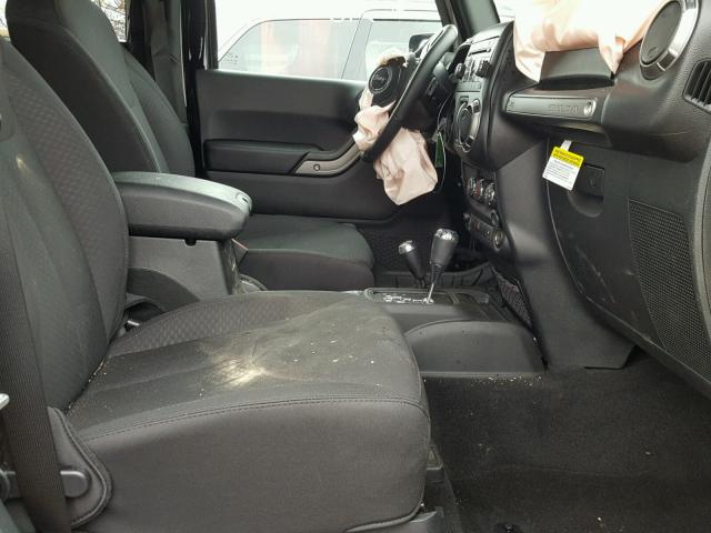 1C4GJWAGXJL851748 - 2018 JEEP WRANGLER S BLACK photo 5