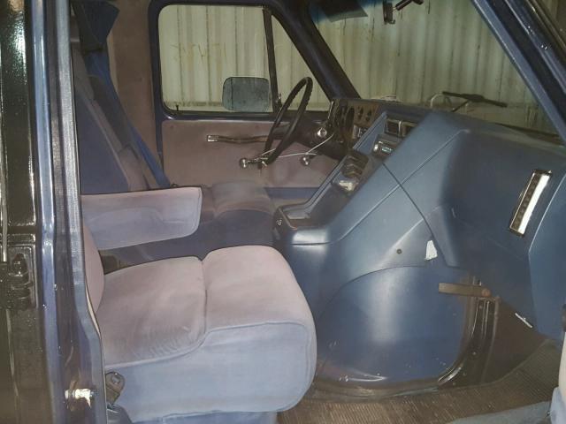 1GBEG25H3F7169882 - 1985 CHEVROLET G20 BLUE photo 5