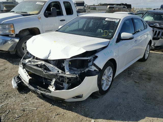 4T1BK1EB2FU178153 - 2015 TOYOTA AVALON XLE WHITE photo 2