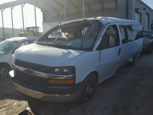 1GAZG1FG5E1184231 - 2014 CHEVROLET EXPRESS G3 WHITE photo 2