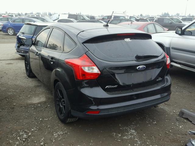 1FADP3K22DL353363 - 2013 FORD FOCUS SE BLACK photo 3