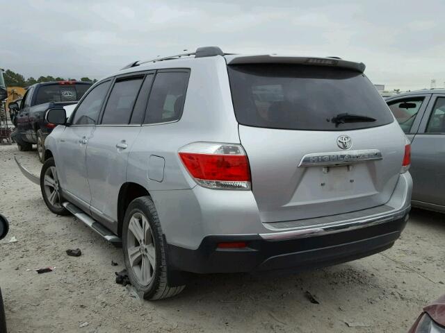 5TDYK3EH5DS106931 - 2013 TOYOTA HIGHLANDER SILVER photo 3