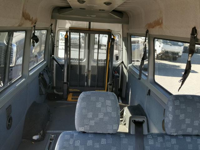 WD8PD744665916707 - 2006 DODGE SPRINTER 2 SILVER photo 9