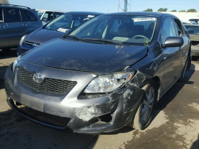 1NXBU40E39Z049470 - 2009 TOYOTA COROLLA BA GRAY photo 2