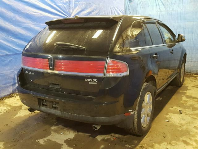 2LMDU88C77BJ15254 - 2007 LINCOLN MKX BLACK photo 4