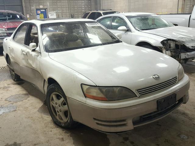 JT8BF12GXT0139160 - 1996 LEXUS ES 300 WHITE photo 1