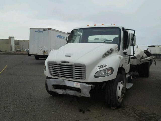 3ALACWDT0GDHD6802 - 2016 FREIGHTLINER M2 106 MED WHITE photo 2