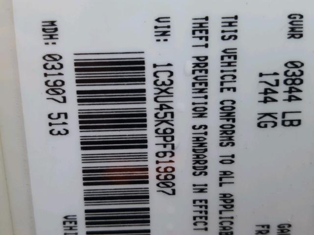 1C3XU45K9PF619907 - 1993 CHRYSLER LEBARON 白色 照片 10