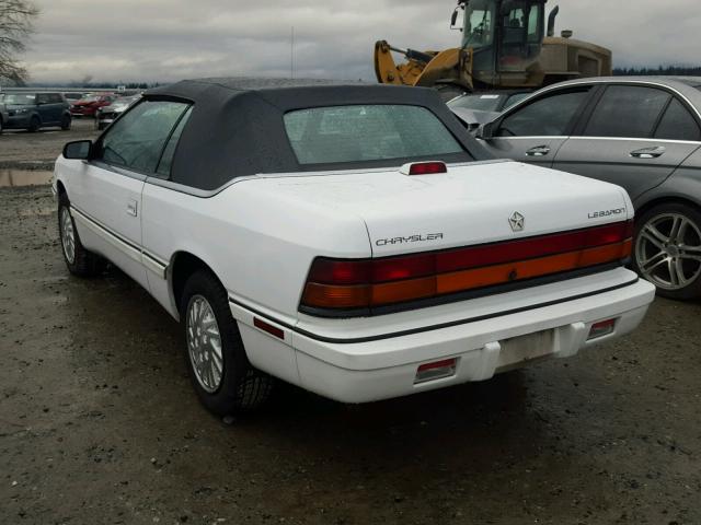 1C3XU45K9PF619907 - 1993 CHRYSLER LEBARON WHITE photo 3