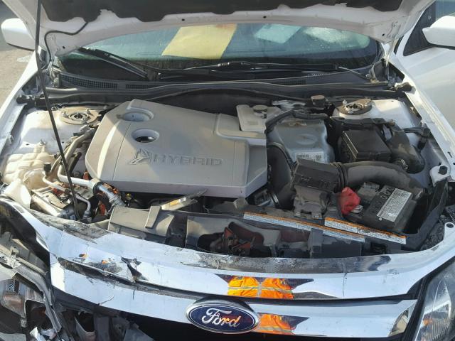 3FADP0L3XCR225412 - 2012 FORD FUSION HYB WHITE photo 7