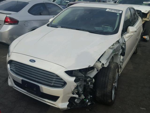 3FA6P0K95DR379669 - 2013 FORD FUSION TIT WHITE photo 2