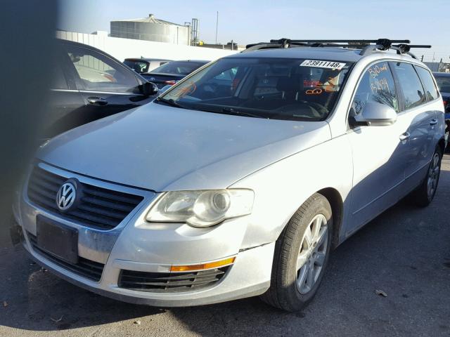 WVWLK73CX7E007766 - 2007 VOLKSWAGEN PASSAT 2.0 SILVER photo 2