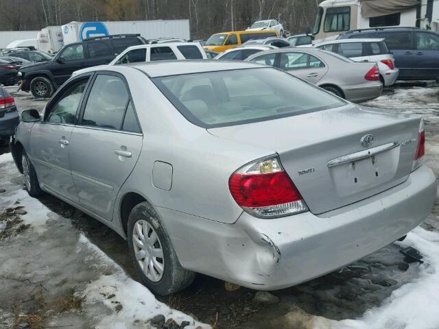 4T1BE32K95U537942 - 2005 TOYOTA CAMRY LE SILVER photo 3