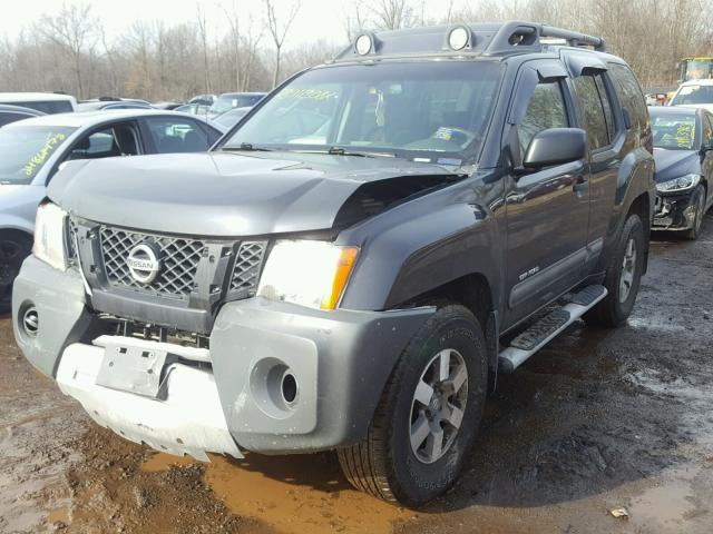 5N1AN0NW8AC518775 - 2010 NISSAN XTERRA OFF GRAY photo 2