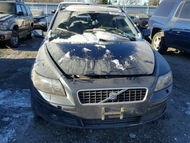 YV1MJ682152077389 - 2005 VOLVO V50 T5 BLUE photo 9