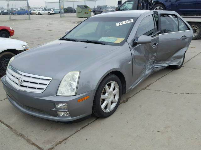 1G6DW677150189855 - 2005 CADILLAC STS GRAY photo 2