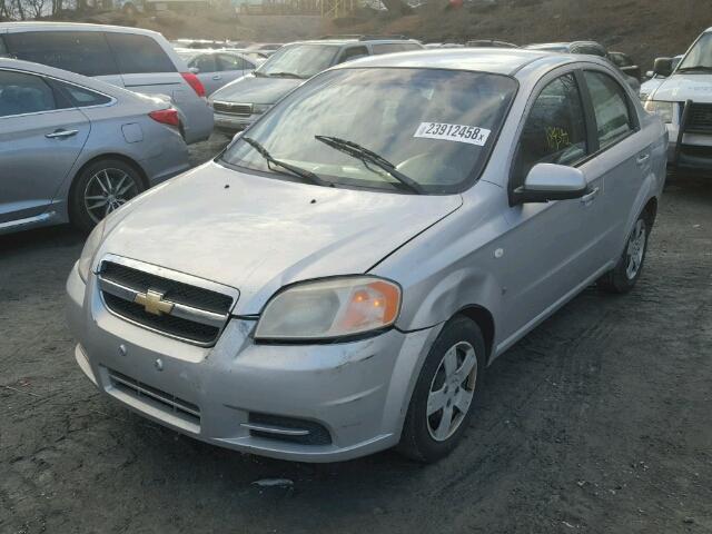 KL1TD56607B061266 - 2007 CHEVROLET AVEO BASE SILVER photo 2