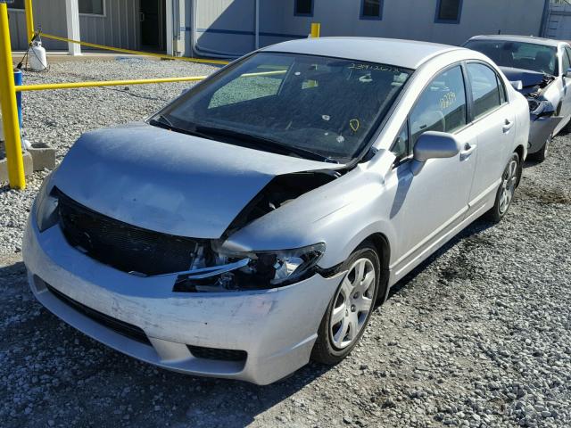 1HGFA165X9L025985 - 2009 HONDA CIVIC LX SILVER photo 2