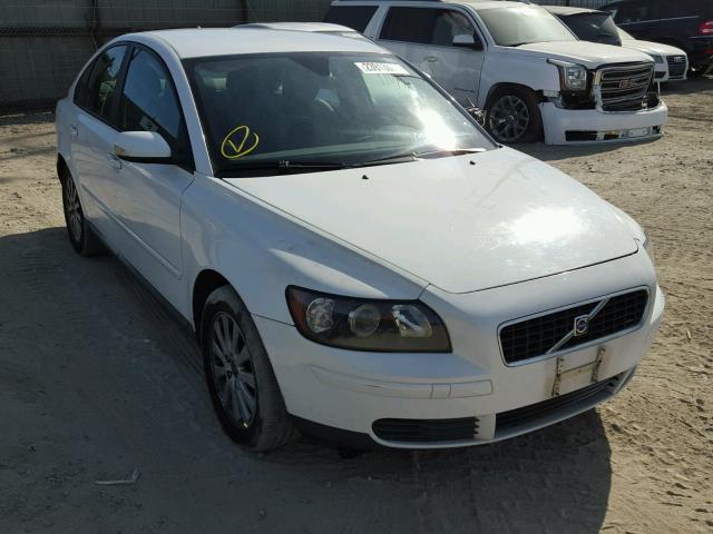 YV1MS382852048855 - 2005 VOLVO S40 2.4I WHITE photo 1