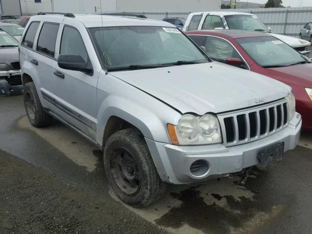 1J4GR48K15C577783 - 2005 JEEP GRAND CHER SILVER photo 1