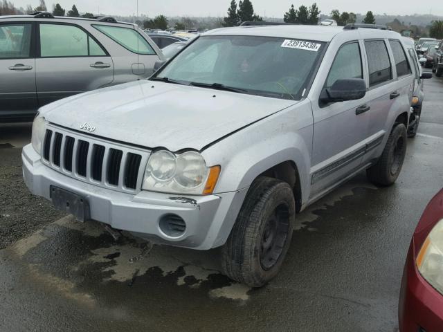 1J4GR48K15C577783 - 2005 JEEP GRAND CHER SILVER photo 2