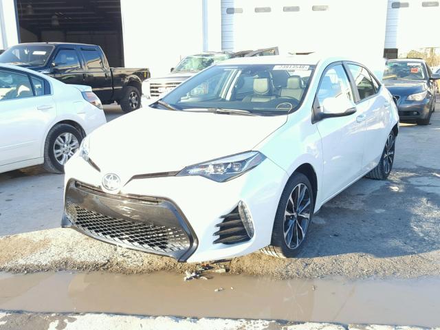 5YFBURHE7HP617768 - 2017 TOYOTA COROLLA L WHITE photo 2