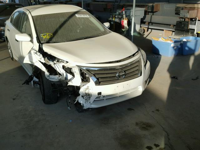 1N4AL3AP1FC238140 - 2015 NISSAN ALTIMA 2.5 WHITE photo 9