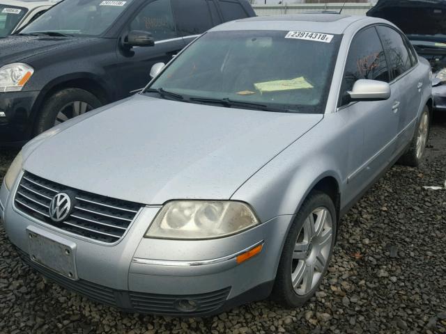 WVWAE63B45P036181 - 2005 VOLKSWAGEN PASSAT GLS SILVER photo 2