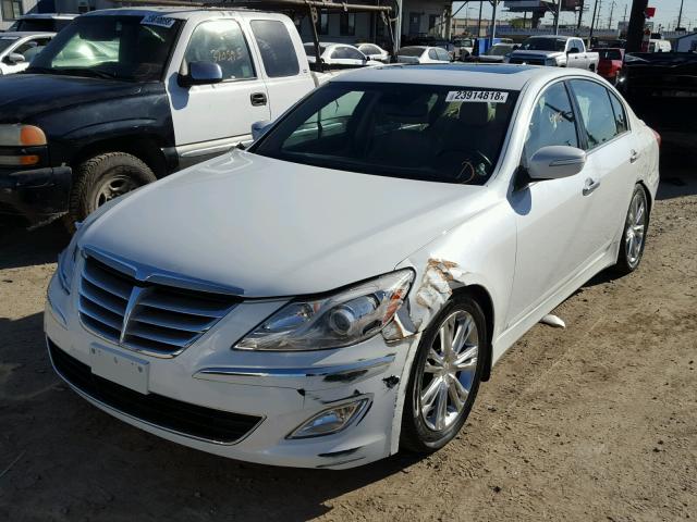 KMHGC4DD4DU251284 - 2013 HYUNDAI GENESIS 3. WHITE photo 2