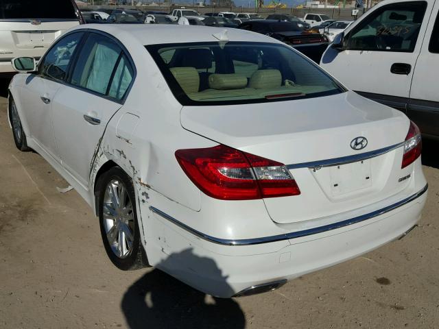 KMHGC4DD4DU251284 - 2013 HYUNDAI GENESIS 3. WHITE photo 3