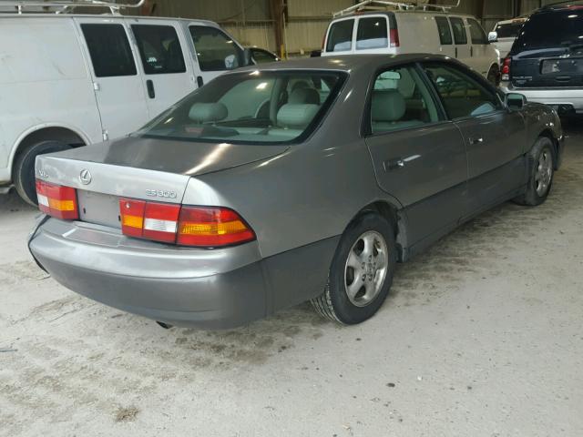 JT8BF28G5X0217394 - 1999 LEXUS ES 300 TWO TONE photo 4