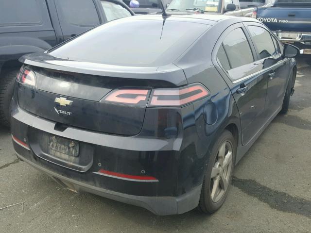 1G1RD6E45BU103865 - 2011 CHEVROLET VOLT BLACK photo 4