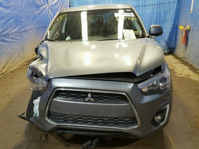 4A4AR4AU9FE021405 - 2015 MITSUBISHI OUTLANDER SILVER photo 9