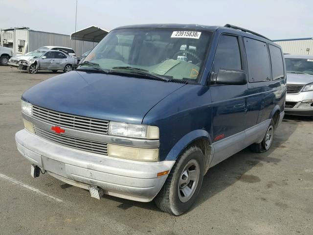 1GNDM19W5YB147599 - 2000 CHEVROLET ASTRO TWO TONE photo 2