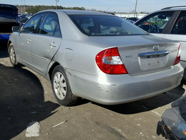 4T1BE32KX3U150328 - 2003 TOYOTA CAMRY LE SILVER photo 3