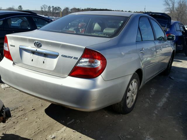 4T1BE32KX3U150328 - 2003 TOYOTA CAMRY LE SILVER photo 4