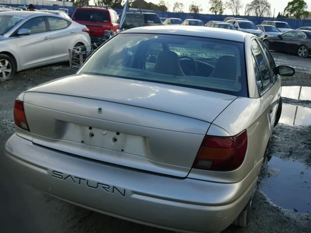 1G8ZH52832Z177747 - 2002 SATURN SL1 GRAY photo 4