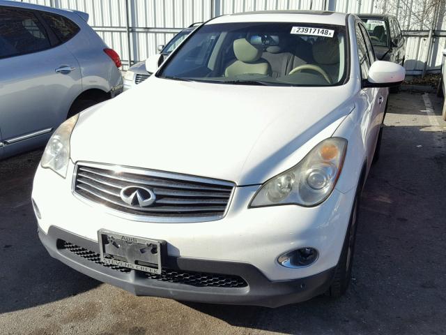 JNKAJ09F78M353024 - 2008 INFINITI EX35 BASE WHITE photo 2