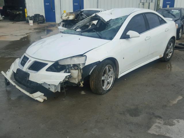 1G2ZJ57KX94239686 - 2009 PONTIAC G6 WHITE photo 2