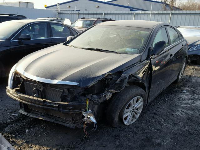 5NPEB4AC1DH735921 - 2013 HYUNDAI SONATA GLS BLACK photo 2